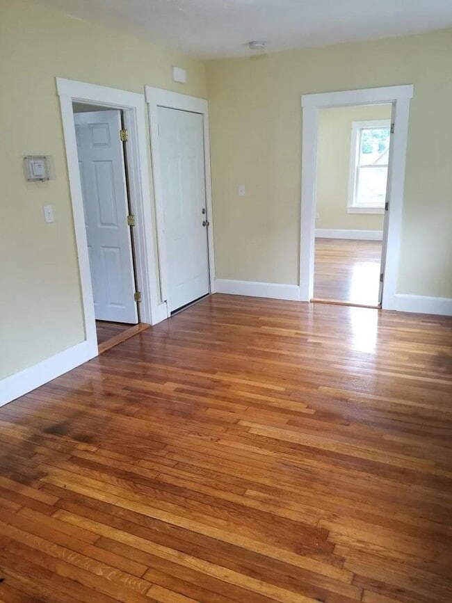 Photo - 41 Leavitt St