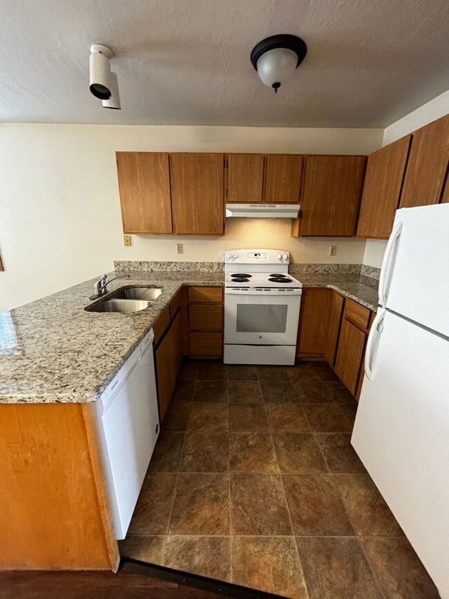 Photo - 111 Tyler Way Unit C