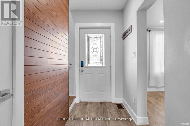 Photo - 22 Harvey St