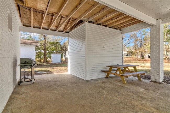 Photo - 185 Weiss Bluff Rd