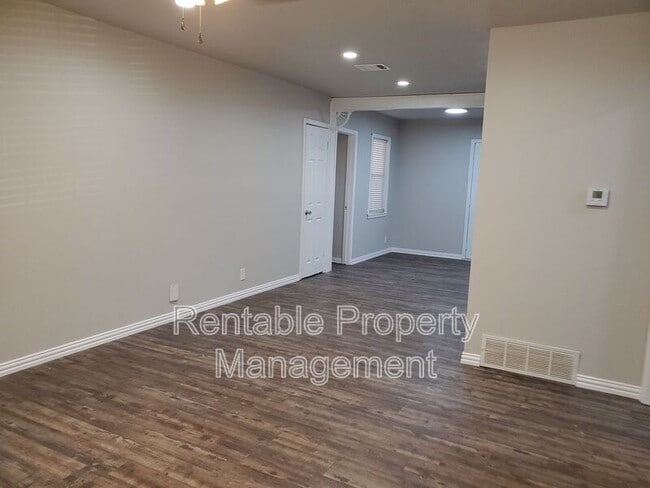 Photo - 8012 Chaparral Dr