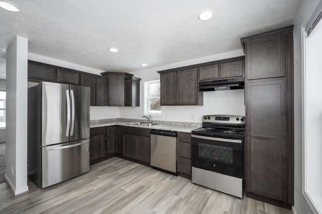 Building Photo - 1012 - 1014Escape St. Boyne City, MI 49712 Unit 1012 Escape St. Boyne City, MI 49712 1