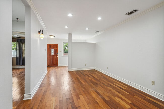 Photo - 4232 Cadiz St