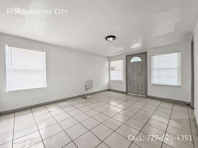 Photo - 3105 N 75th St