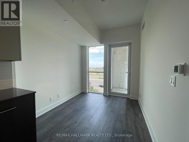 Photo - 188 Fairview Mall Dr Unit 526