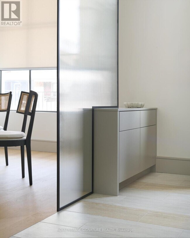 Photo - 82 Gough Ave