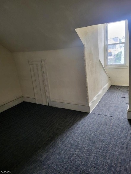 Photo - 258 Chambers St