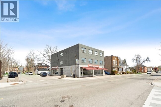 Photo - 1 Elgin St N Unit 5