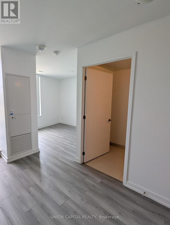3100 Keele St Unit 320