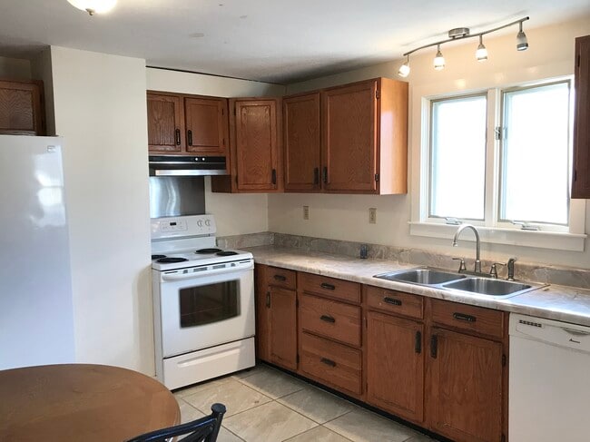 Photo - 8 Belmont St