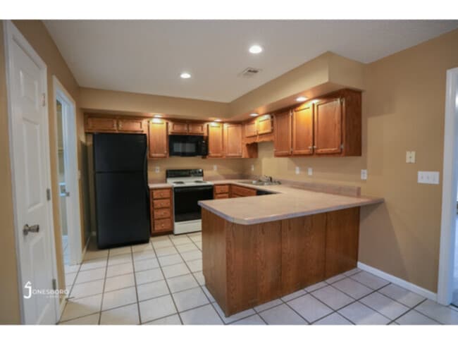 Photo - 2109 Bristol Dr