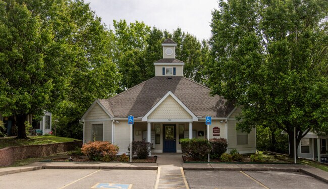 Heritage Park Apartments