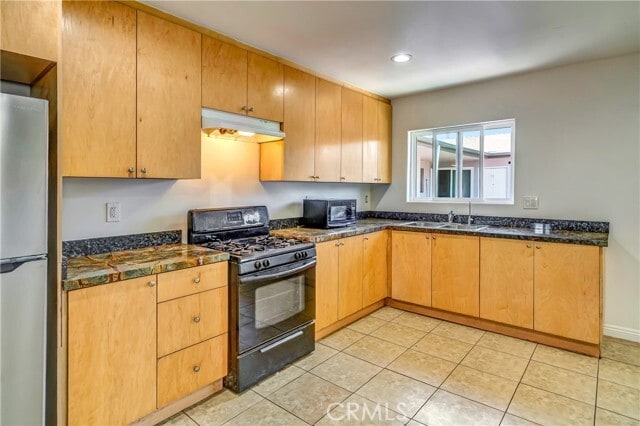 Photo - 6735 Elmer Ave Unit 19