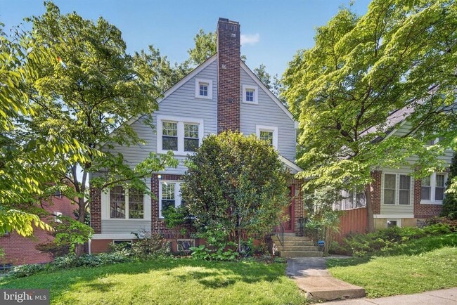 Photo - 3606 Jocelyn St NW