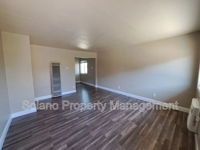 Photo - Brown Street Apartments
