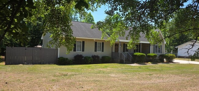 Photo - Nice Home with Many Amenities