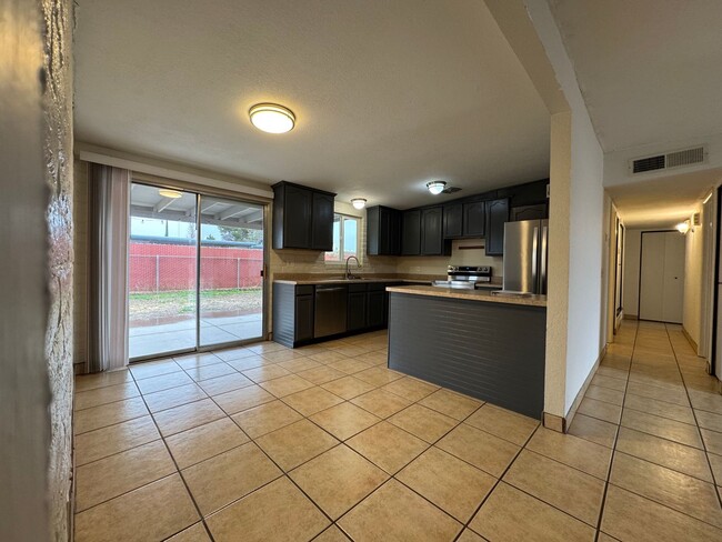 Photo - 3BR/2BA , 1406 sq.ft. rental in Sierra Vista, AZ