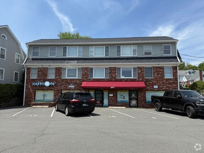 Building Photo - 947 Washington St Unit 2 Rental