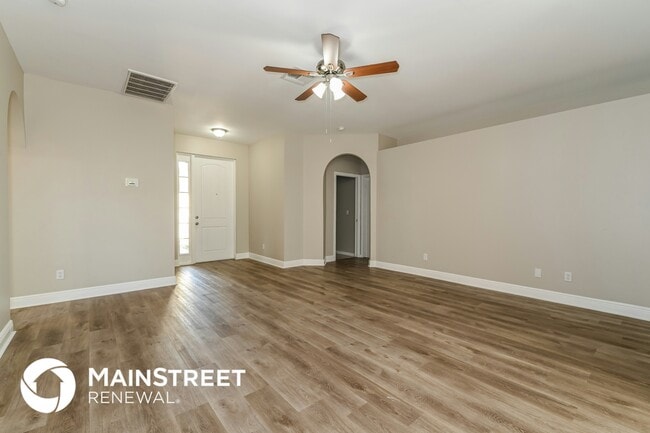 Photo - 3405 3rd St W