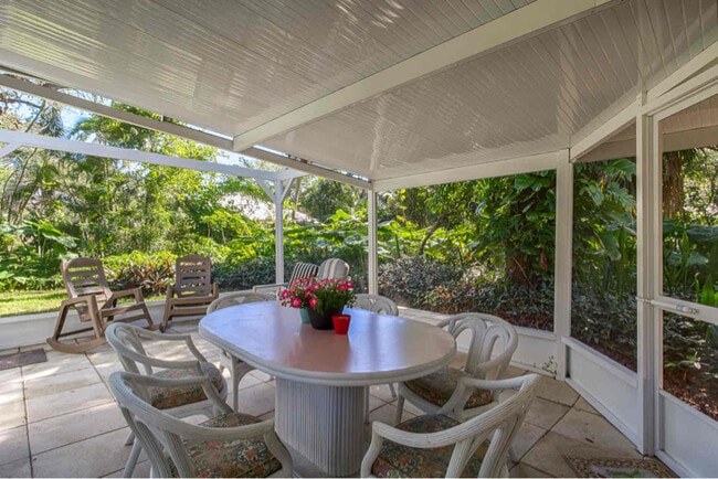 Photo - 9480 Frangipani Dr