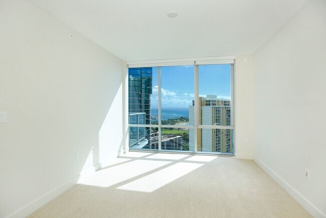Photo - Luxurious Convenience in the Heart of Honolulu - Waihonua 2904 Unit 2904