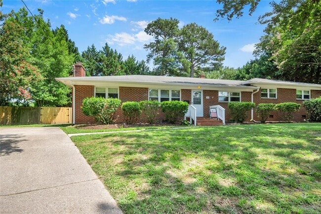 Photo - 114 Thomas Nelson Ln