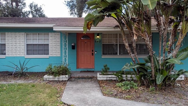 Photo - 640 Roberta Ave