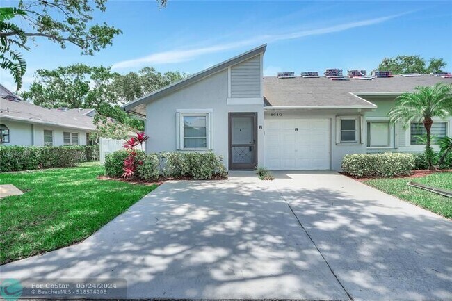 Photo - 8640 Sunbird Pl House