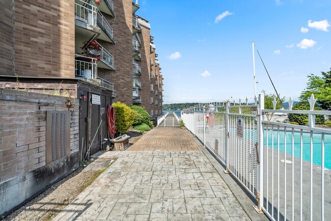 Photo - 9500 Rainier Ave S