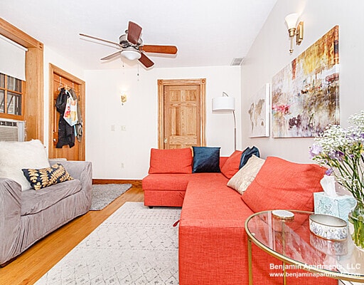 Building Photo - 89 Myrtle St Unit A