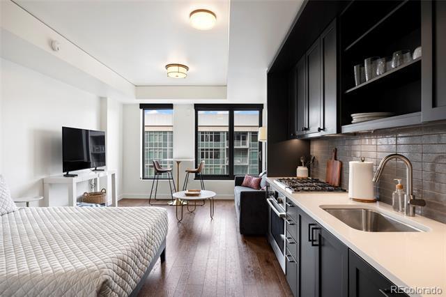 Building Photo - 1750 Wewatta St Unit 1305 Rental