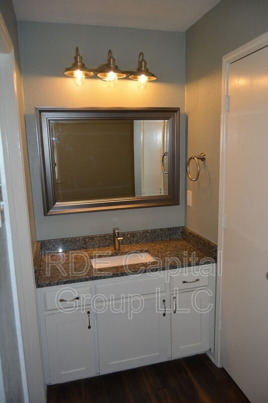 Photo - 4611 Rockland Dr