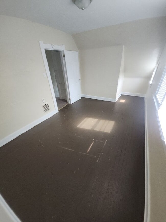 Photo - 3 Bed 1 Bath