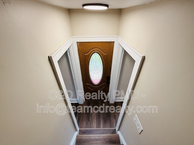 Photo - 16105 Walden Ave