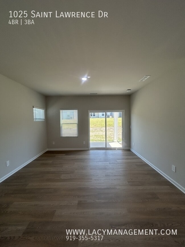 Photo - 1025 St Lawrence Dr