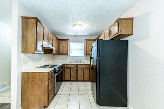 Photo - 6112 38th St Unit A