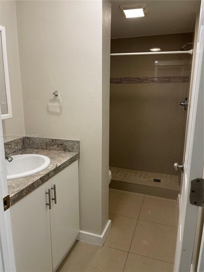Photo - 6620 Miami Lakes Dr