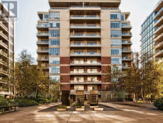 Photo - 23 Brant St Unit 310
