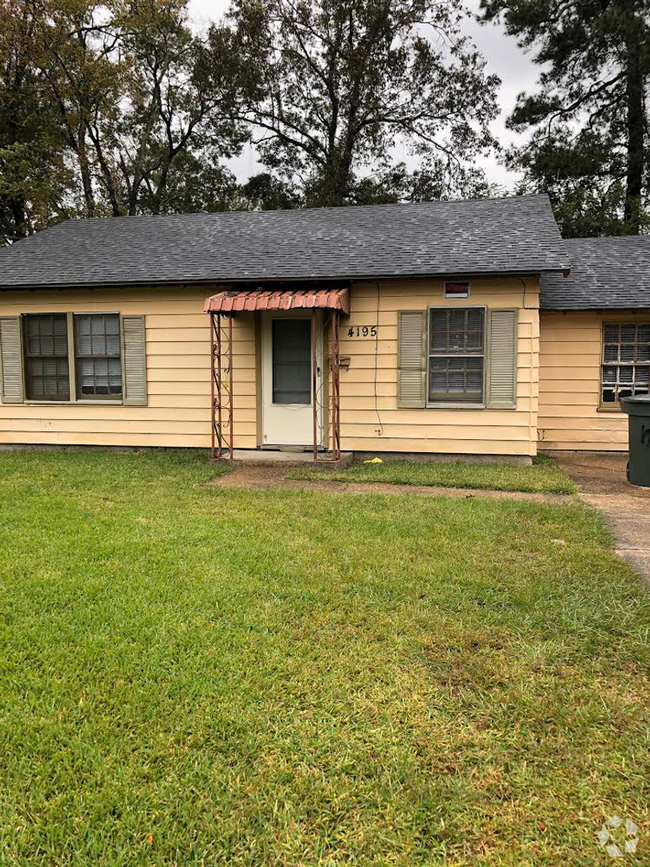 Building Photo - 3 Bed / 1 Bath Single Family Home in Beaum...