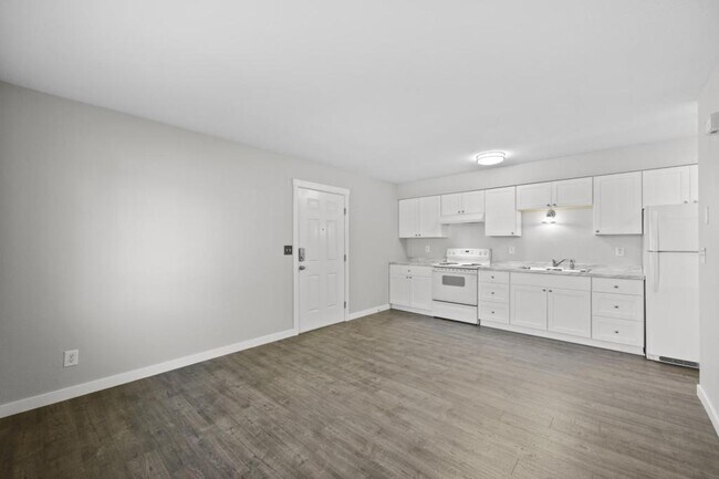 Photo - 920 W Entiat Ave