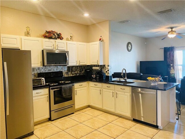 Photo - 4243 Waterside Pointe Cir