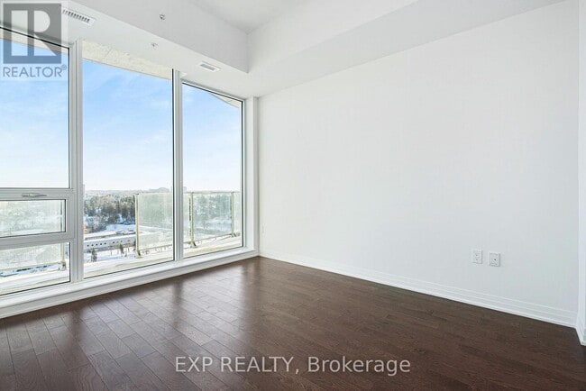 Photo - 805 Carling Ave Unité #1805