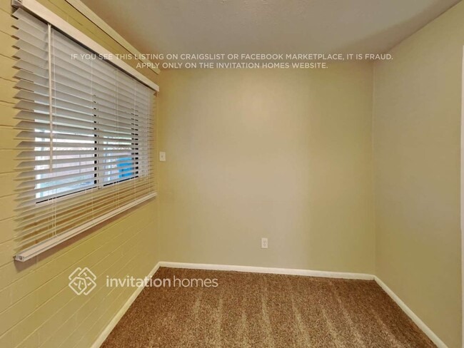 Photo - 3036 W Elm St
