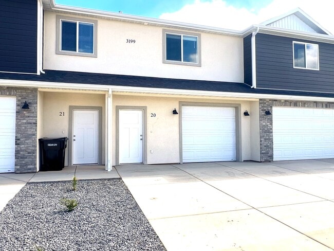 Photo - 3199 W 1625 N