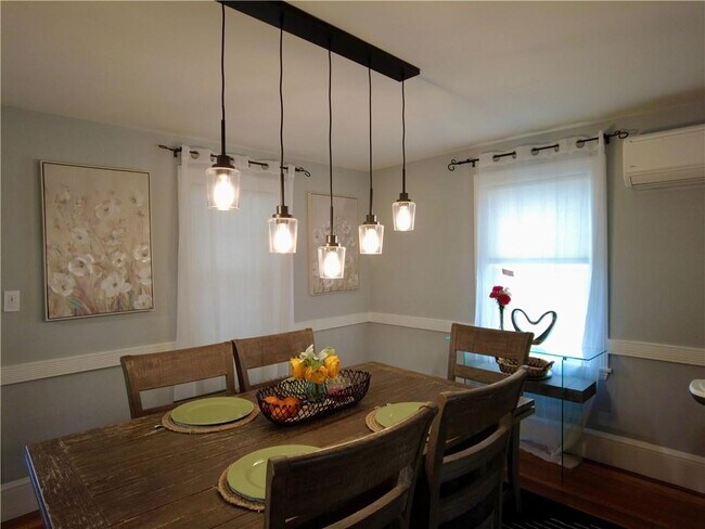 Photo - 80 Mauran St