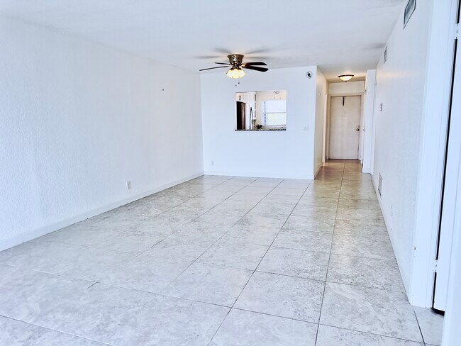 2016 S Federal Hwy Unit 2016 S Federal Hwy, Boynton Beach FL 33435