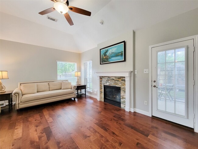 Photo - 15607 Tarpon Springs Ct