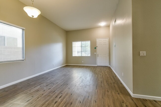 Photo - 39520 N Hillerman Way