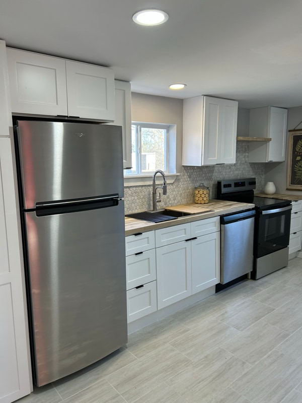 Photo - 12034 Main St