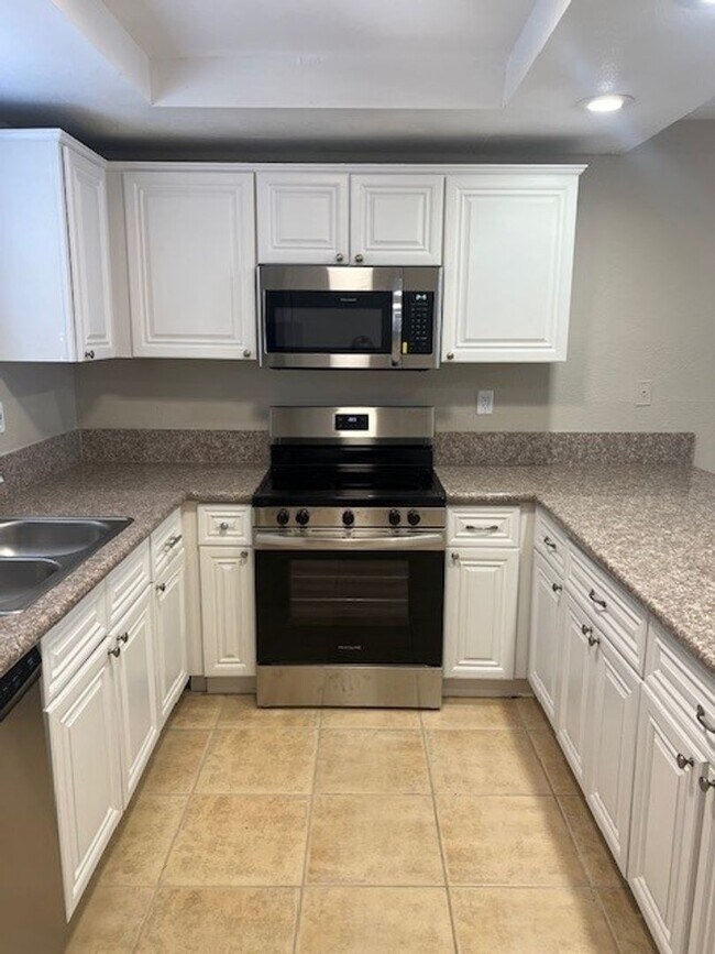 Photo - Beautiful Fully Rehabbed Ground Floor Loca...